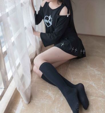 年轻的小姨子电影在线观看_BD全集免费观看