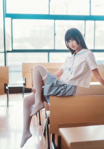 双乳男涨鼓鼓奶水h校园电影_4K免费全集观看