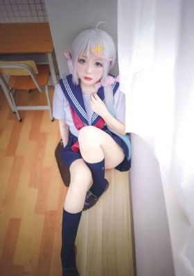 韩国电影年轻的女教师_720神马影院在线