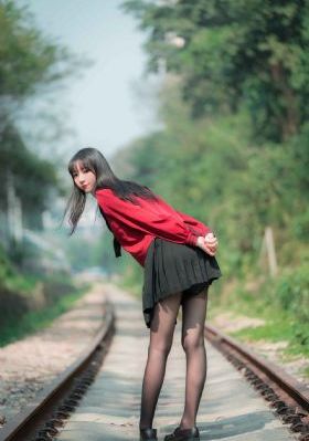 李海仁三级未删减_720电影全集观看